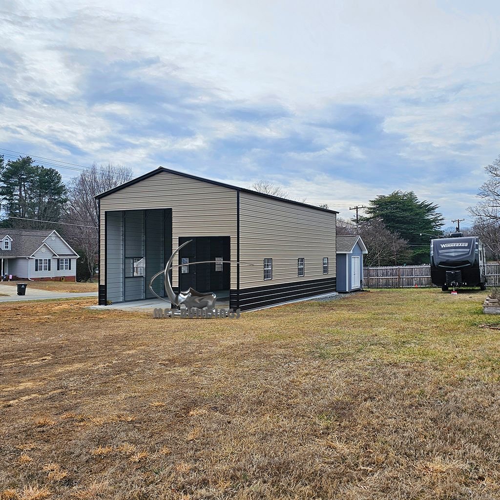 Modern metal building with customizable design, suitable for commercial and residential use, featuring insulation options for energy efficiency and comfort.